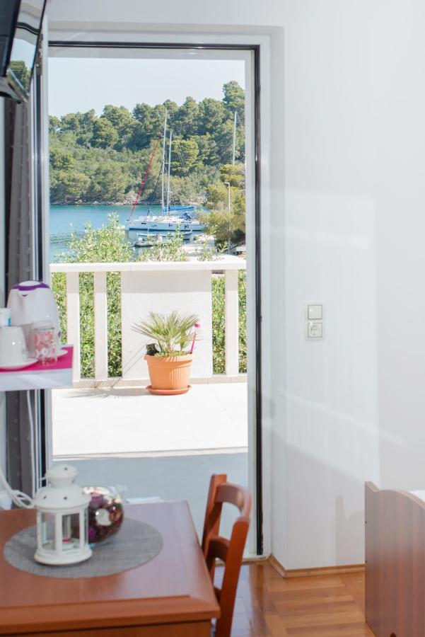 Guesthouse Sanela Pomena Dış mekan fotoğraf