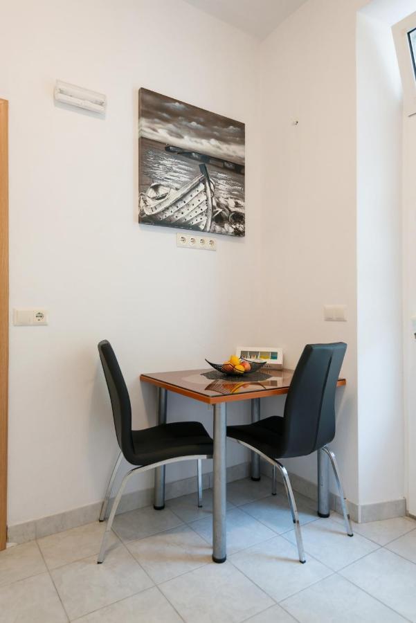 Guesthouse Sanela Pomena Dış mekan fotoğraf