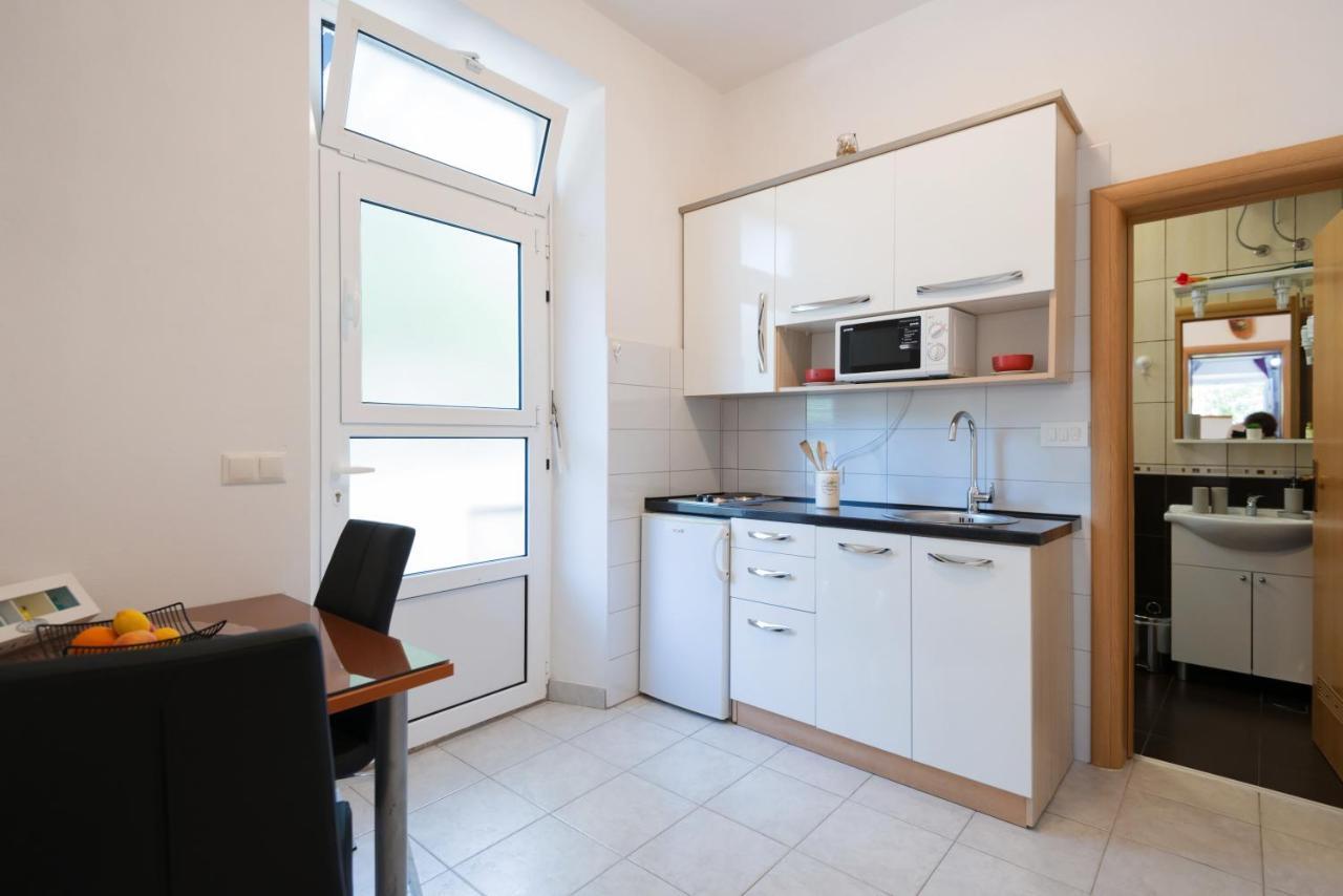 Guesthouse Sanela Pomena Dış mekan fotoğraf